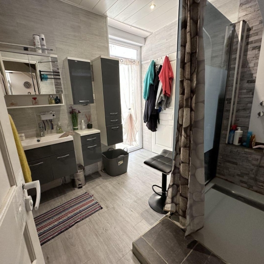  Annonces AUBENAS : House | VALS-LES-BAINS (07600) | 80 m2 | 178 500 € 