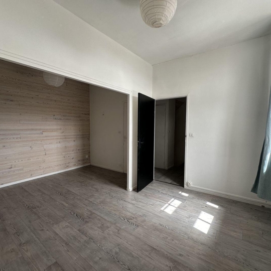  Annonces AUBENAS : Maison / Villa | UCEL (07200) | 60 m2 | 68 000 € 