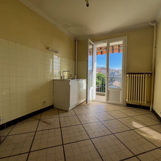  Annonces AUBENAS : Apartment | AUBENAS (07200) | 93 m2 | 134 000 € 