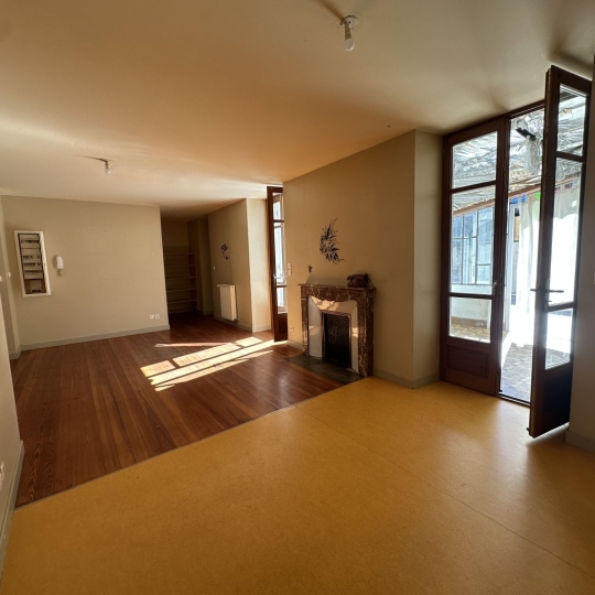  Annonces AUBENAS : House | VALS-LES-BAINS (07600) | 165 m2 | 275 000 € 