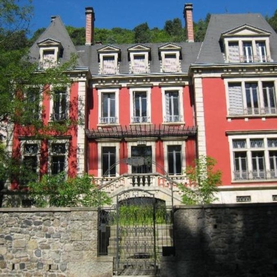  Agence PIERRE FRANCOIS : Domain / Estate | VALS-LES-BAINS (07600) | 550 m2 | 650 000 € 
