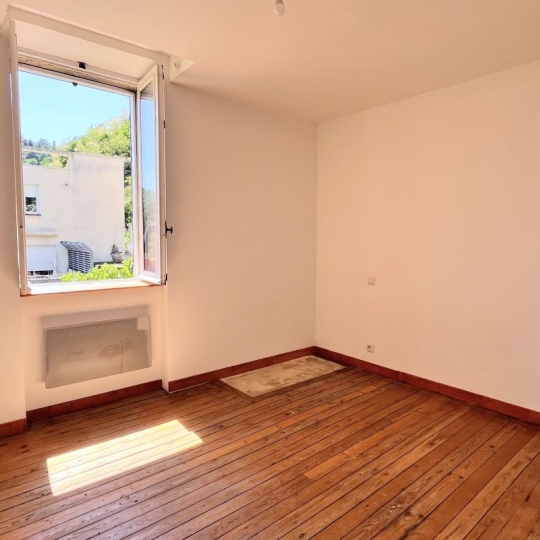  Annonces AUBENAS : Appartement | VALS-LES-BAINS (07600) | 49 m2 | 69 000 € 