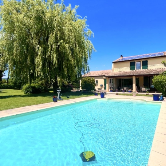  Annonces AUBENAS : House | AUBENAS (07200) | 206 m2 | 450 000 € 