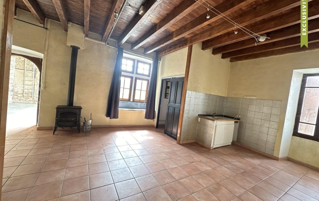 Annonces AUBENAS : Maison / Villa | UCEL (07200) | 60 m2 | 68 000 € 