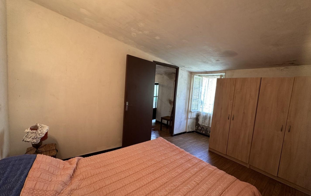 Annonces AUBENAS : House | VALS-LES-BAINS (07600) | 68 m2 | 82 000 € 