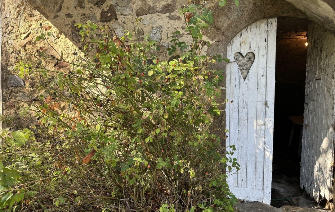 Annonces AUBENAS : House | VALS-LES-BAINS (07600) | 68 m2 | 82 000 € 