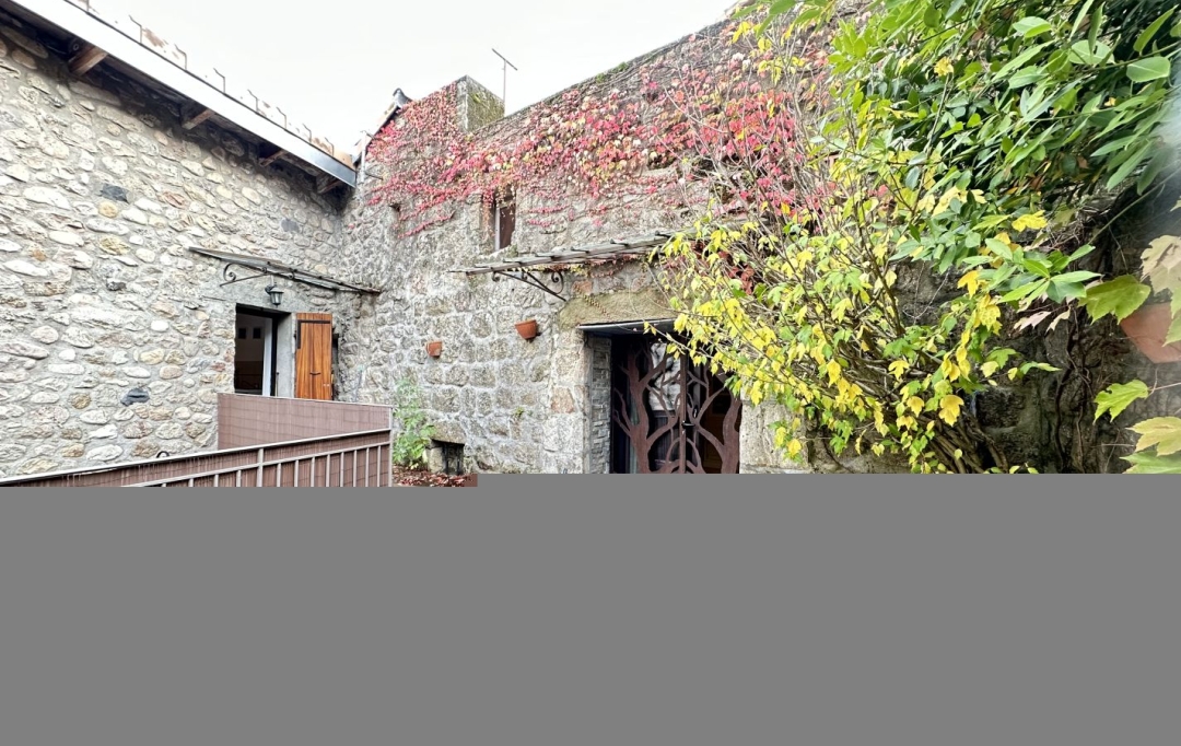 Annonces AUBENAS : House | ANTRAIGUES-SUR-VOLANE (07530) | 72 m2 | 172 000 € 