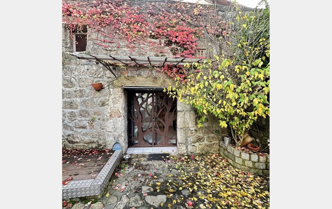 Annonces AUBENAS : House | ANTRAIGUES-SUR-VOLANE (07530) | 72 m2 | 172 000 € 