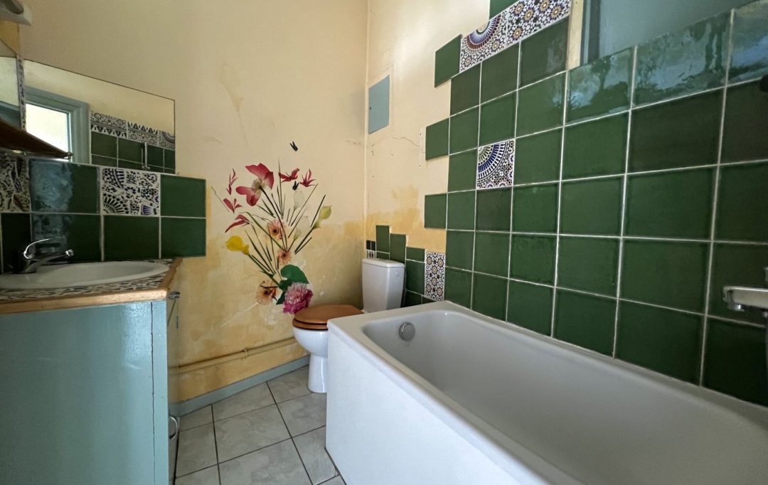 Annonces AUBENAS : Apartment | AUBENAS (07200) | 114 m2 | 99 000 € 