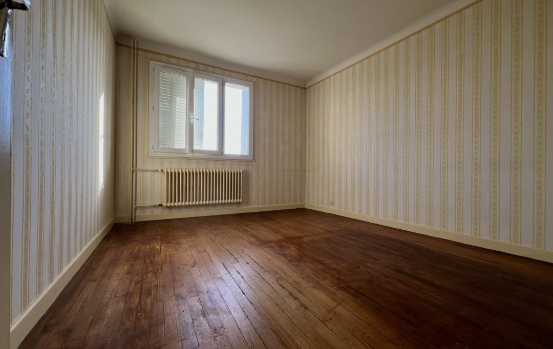 Annonces AUBENAS : Apartment | AUBENAS (07200) | 93 m2 | 134 000 € 