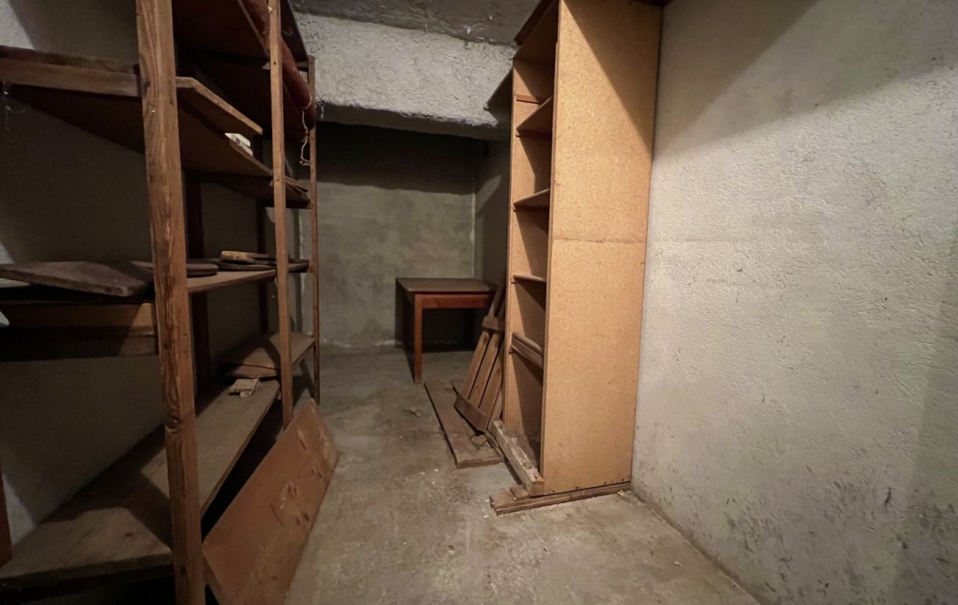 Annonces AUBENAS : Apartment | AUBENAS (07200) | 93 m2 | 134 000 € 