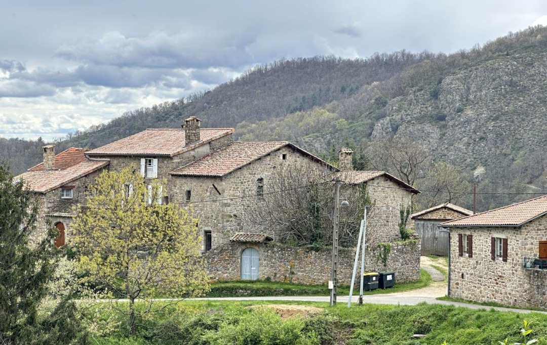Annonces AUBENAS : Maison / Villa | GENESTELLE (07530) | 60 m2 | 86 500 € 