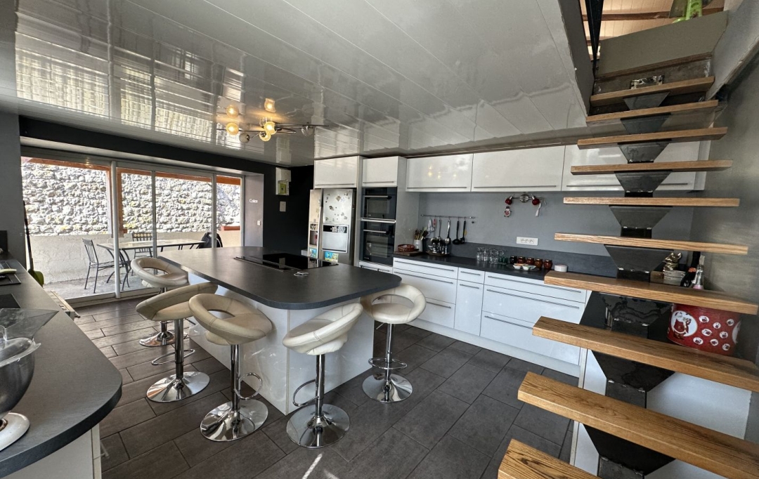 Annonces AUBENAS : Maison / Villa | LABASTIDE-SUR-BESORGUES (07600) | 117 m2 | 210 000 € 