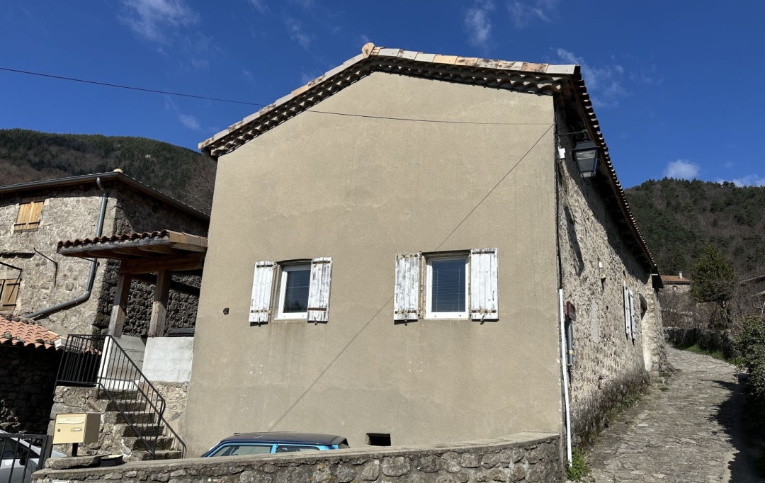 Annonces AUBENAS : Maison / Villa | LABASTIDE-SUR-BESORGUES (07600) | 117 m2 | 210 000 € 