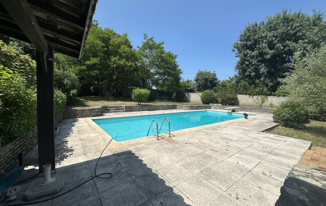 Annonces AUBENAS : Maison / Villa | AUBENAS (07200) | 140 m2 | 350 000 € 
