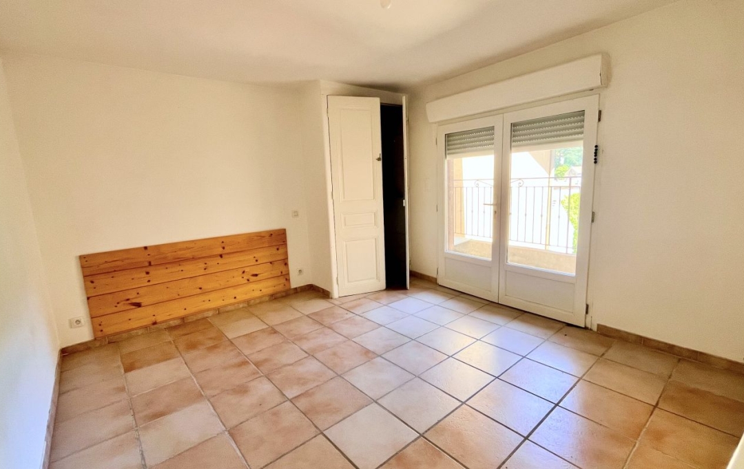 Annonces AUBENAS : Appartement | VALS-LES-BAINS (07600) | 49 m2 | 69 000 € 