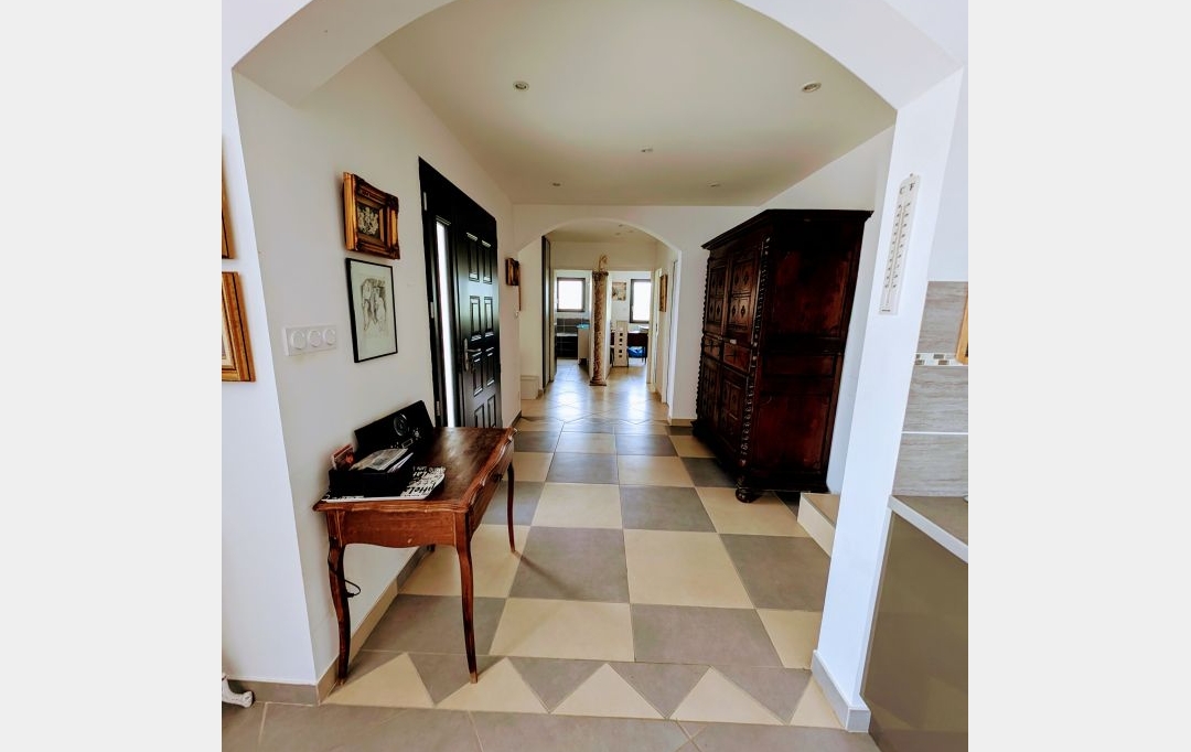 Annonces AUBENAS : House | AUBENAS (07200) | 280 m2 | 371 000 € 