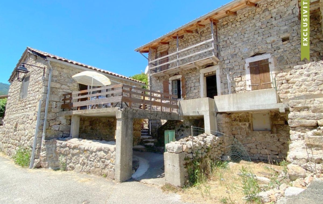 Agence PIERRE FRANCOIS : Maison / Villa | LE ROUX (07560) | 200 m2 | 169 000 € 