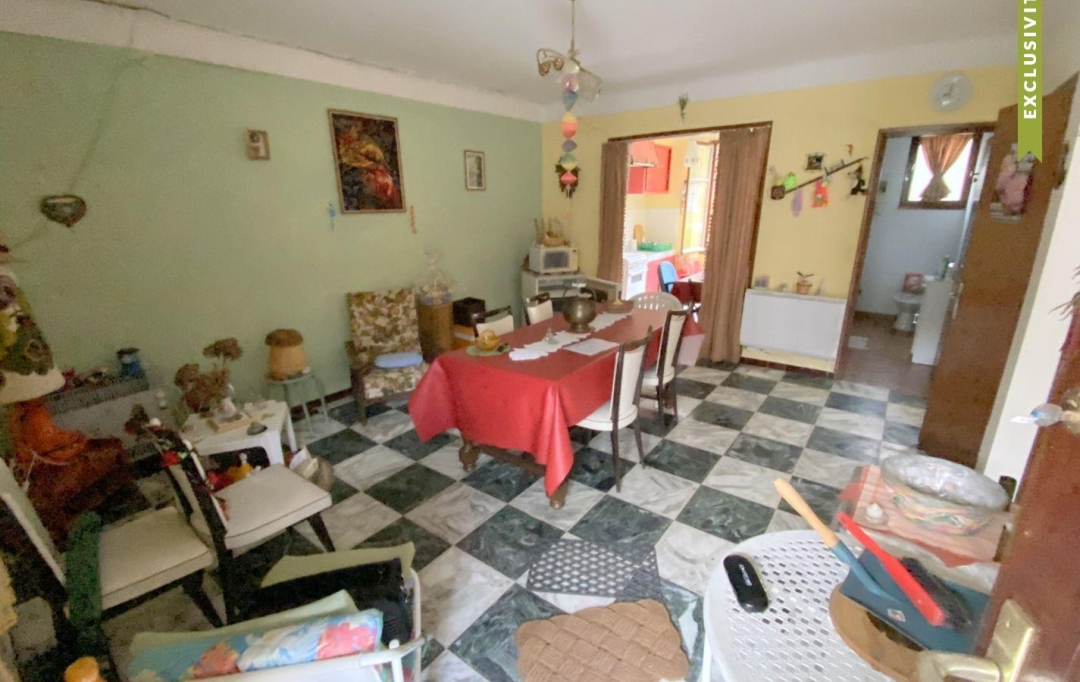Agence PIERRE FRANCOIS : House | MAYRES (07330) | 56 m2 | 32 000 € 