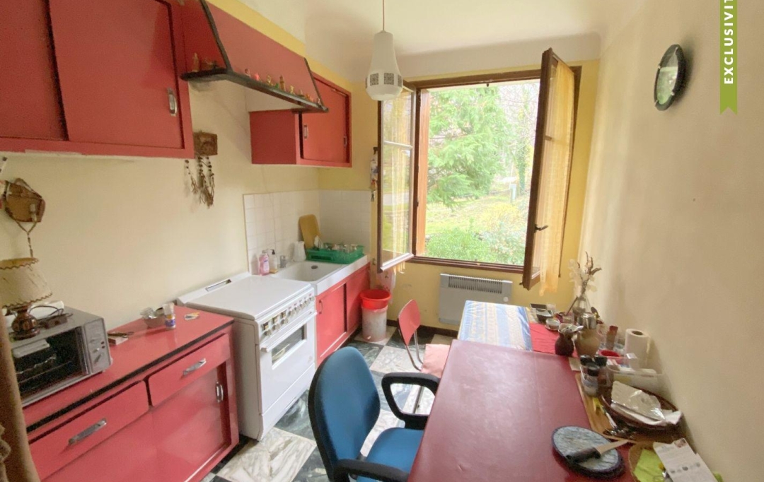 Agence PIERRE FRANCOIS : House | MAYRES (07330) | 56 m2 | 32 000 € 