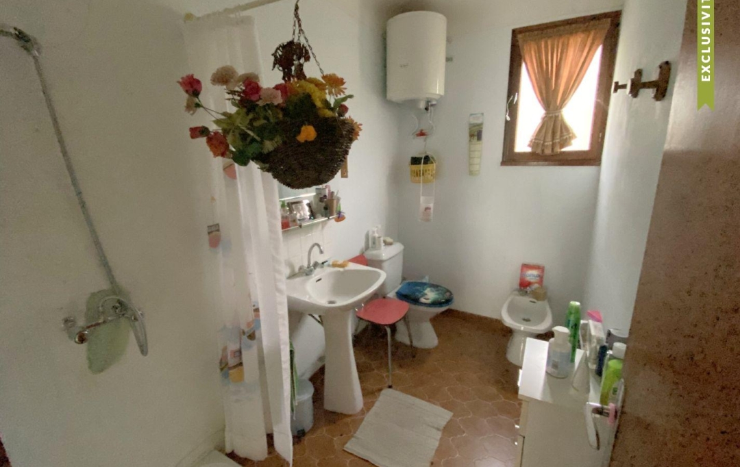 Agence PIERRE FRANCOIS : House | MAYRES (07330) | 56 m2 | 32 000 € 