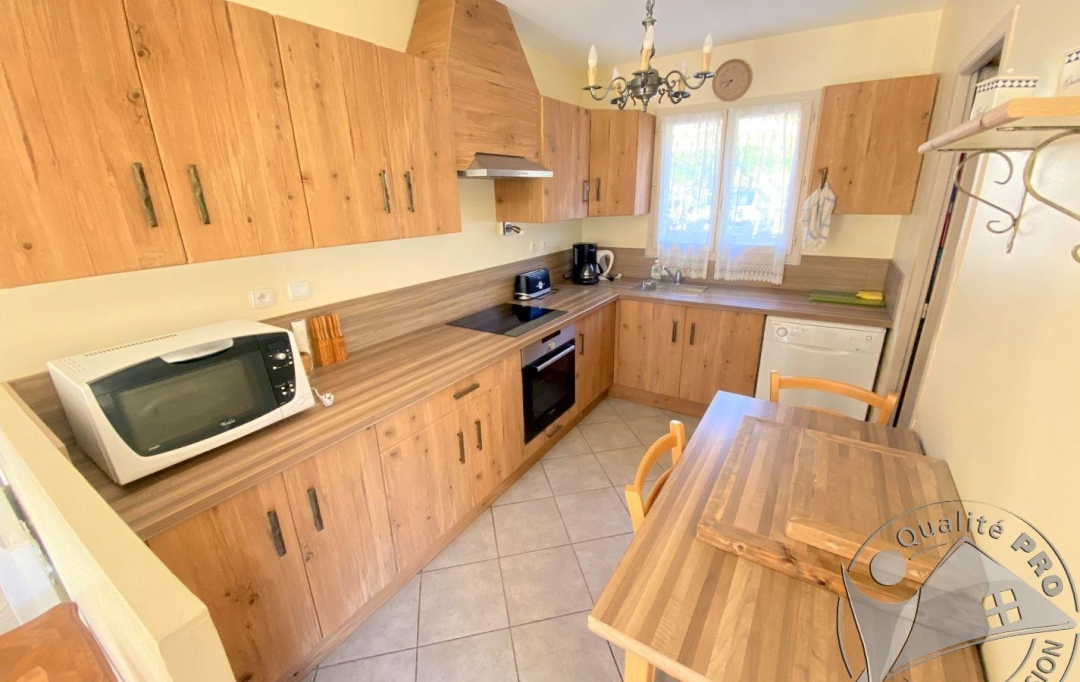 Agence PIERRE FRANCOIS : House | THUEYTS (07330) | 81 m2 | 210 000 € 