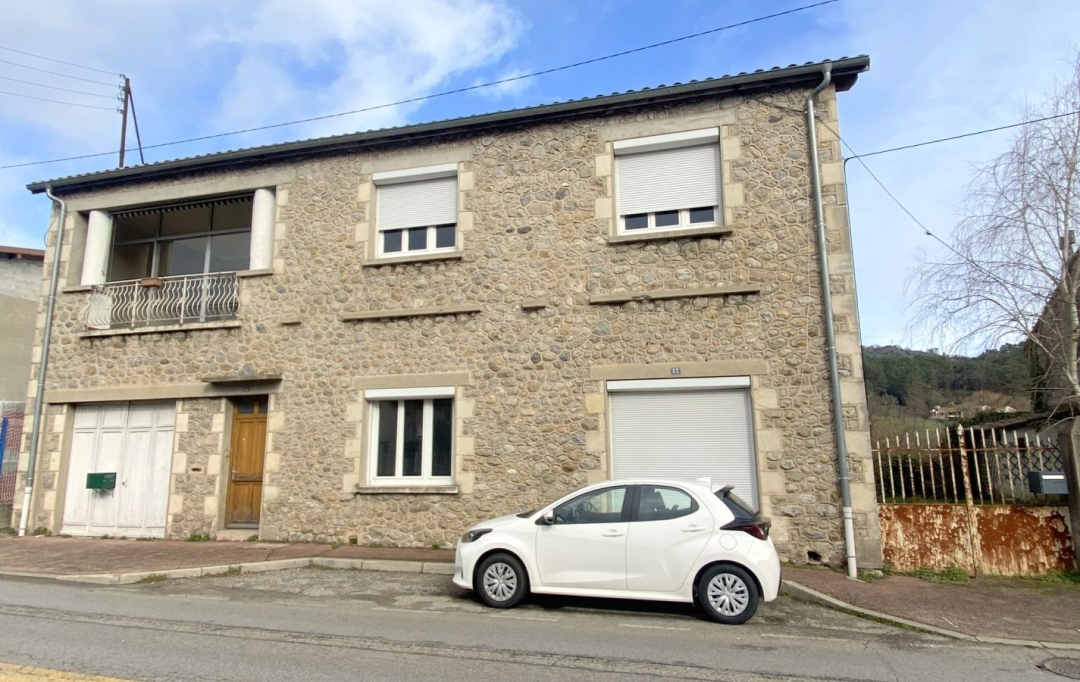 Agence PIERRE FRANCOIS : House | LALEVADE-D'ARDECHE (07380) | 210 m2 | 169 000 € 