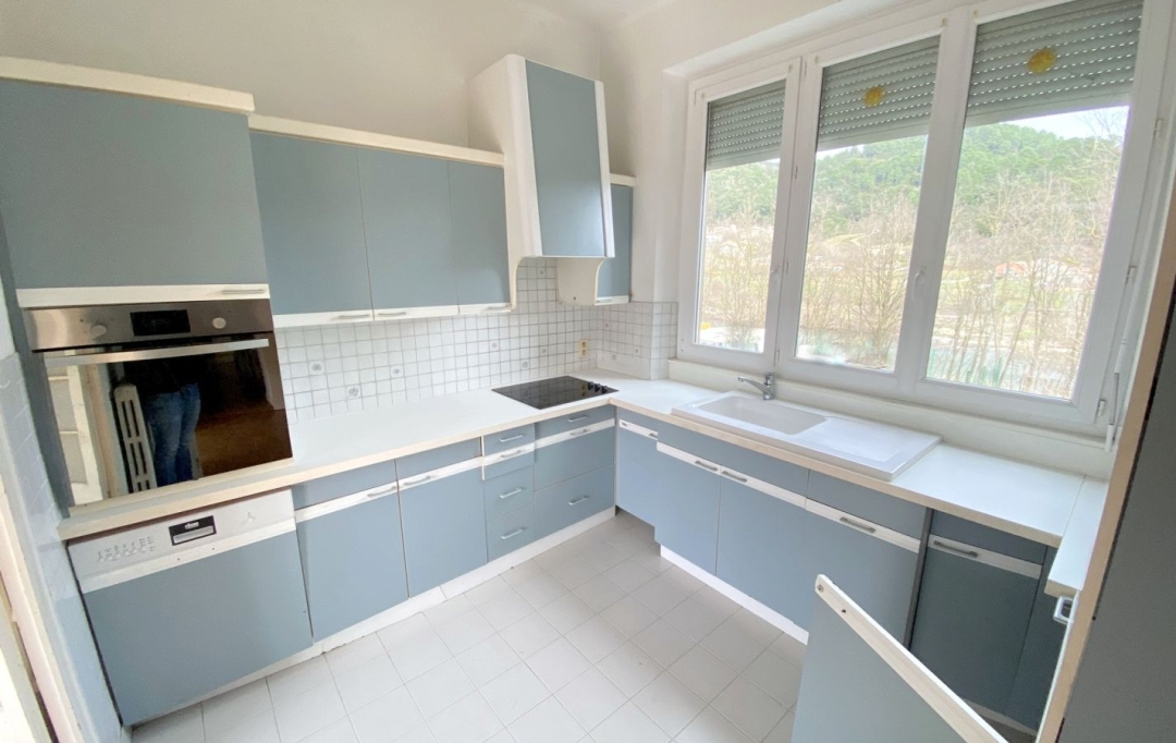 Agence PIERRE FRANCOIS : House | LALEVADE-D'ARDECHE (07380) | 210 m2 | 169 000 € 