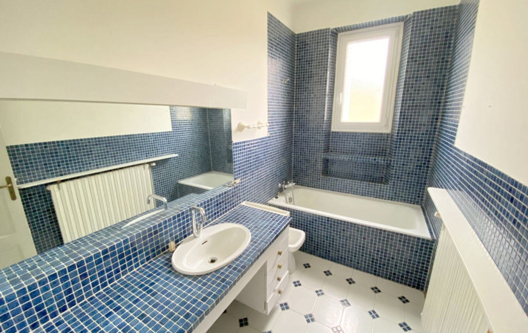 Agence PIERRE FRANCOIS : House | LALEVADE-D'ARDECHE (07380) | 210 m2 | 169 000 € 
