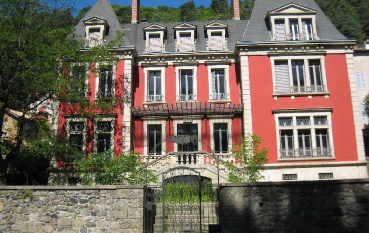 Agence PIERRE FRANCOIS : Domain / Estate | VALS-LES-BAINS (07600) | 550 m2 | 650 000 € 