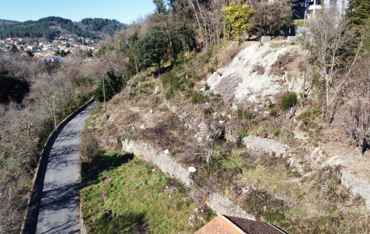 Terrain   AUBENAS   85 000 € 